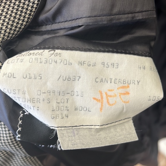 Hickey-Freeman wool houndstooth suit size 44R - Picture 11 of 13